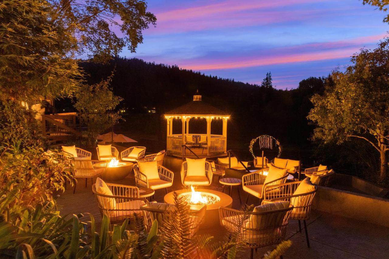 Boho Manor Hotel Monte Rio Exterior photo